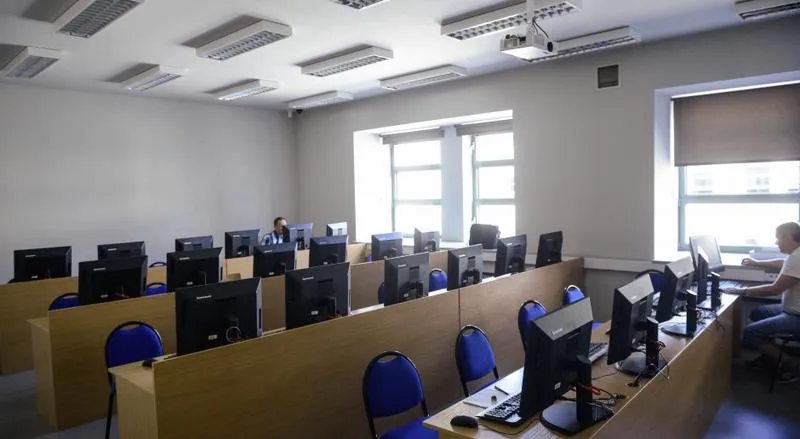 Term Re rekrutacji studiów
